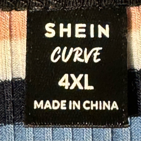 SHEIN Women’s Top 4XL Cropped Stripe Short Sleeves - Picture 5 of 8